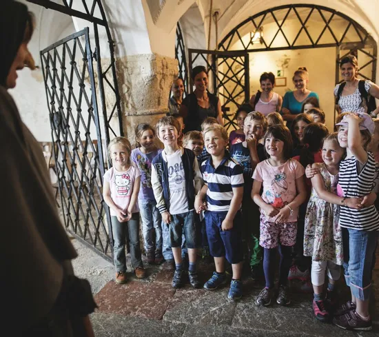 Kinderführung mit Hexe Burgi