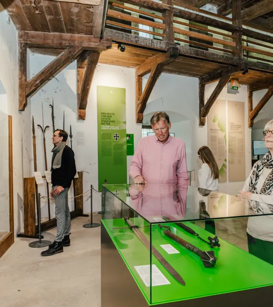 Ausstellung_Hohenwerfen_Burgzeiten2.jpg